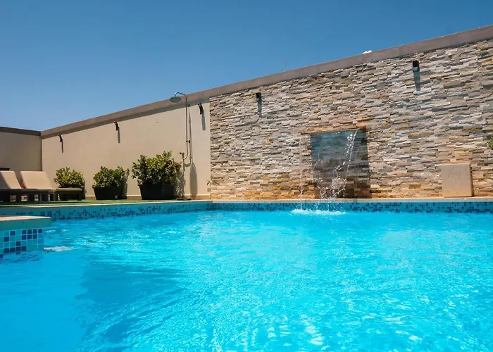 St. Peter\'S Pool Holiday Apartment