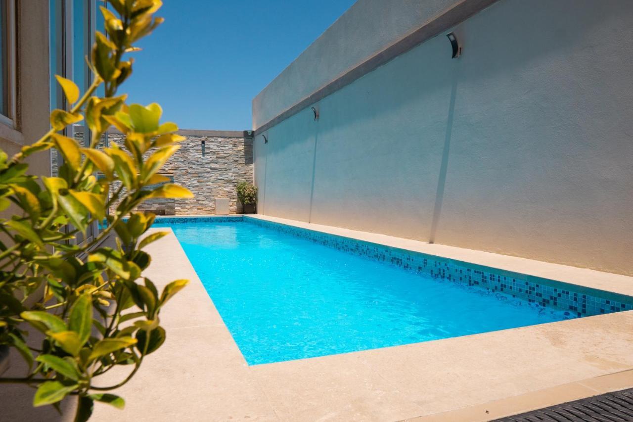 St. Peter's Pool Apartment