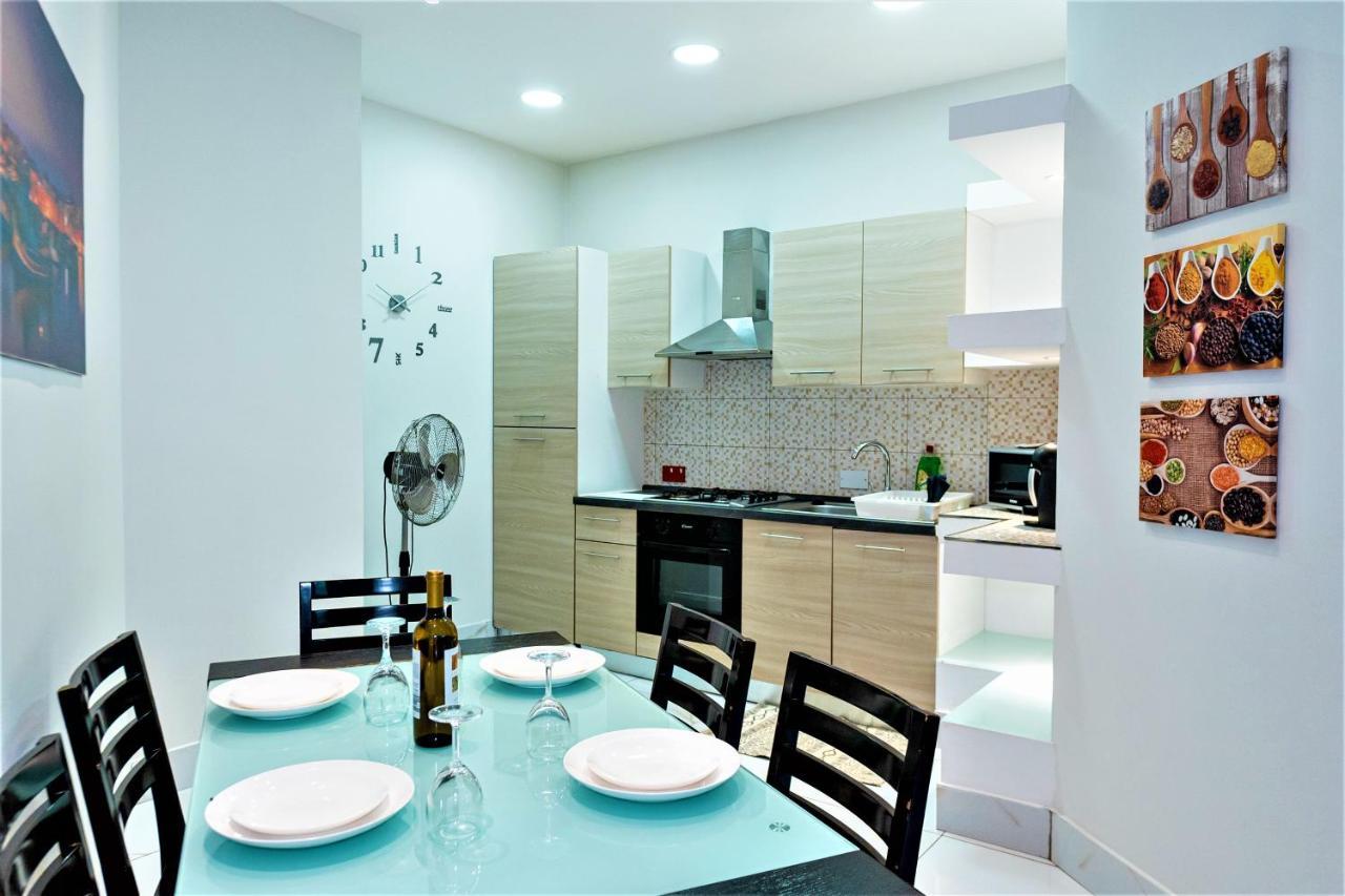 St. Peter's Pool Apartment *