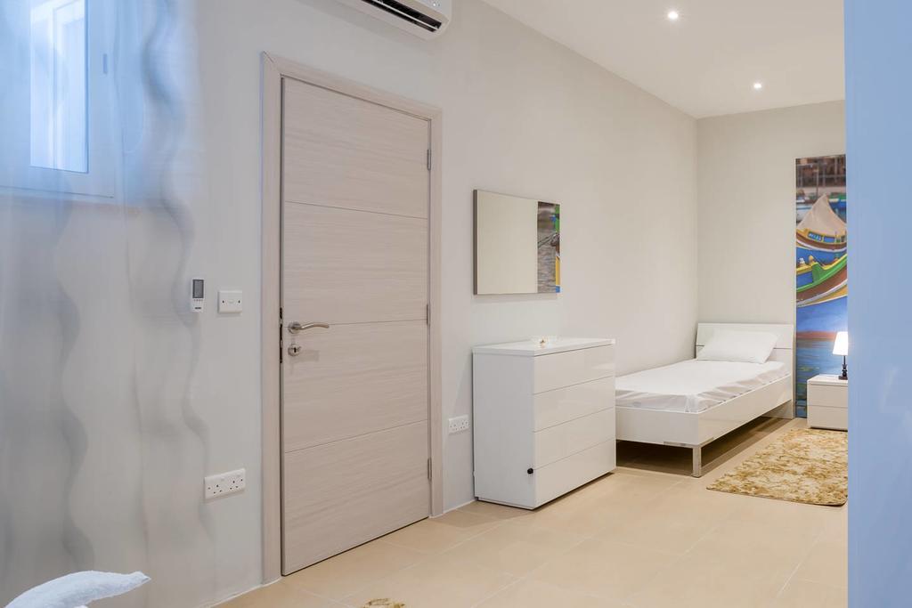 St. Peter's Pool Apartment *